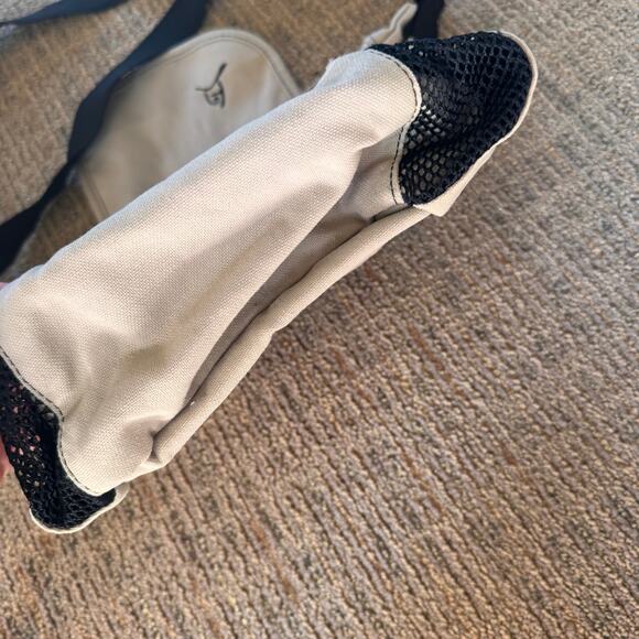 Overland Equipment canvas travel bag crossbody purse lots of pockets khaki - Picture 6 of 7